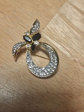 Gold-Tone Crystal Floral Pin Brooch - Black & Clear